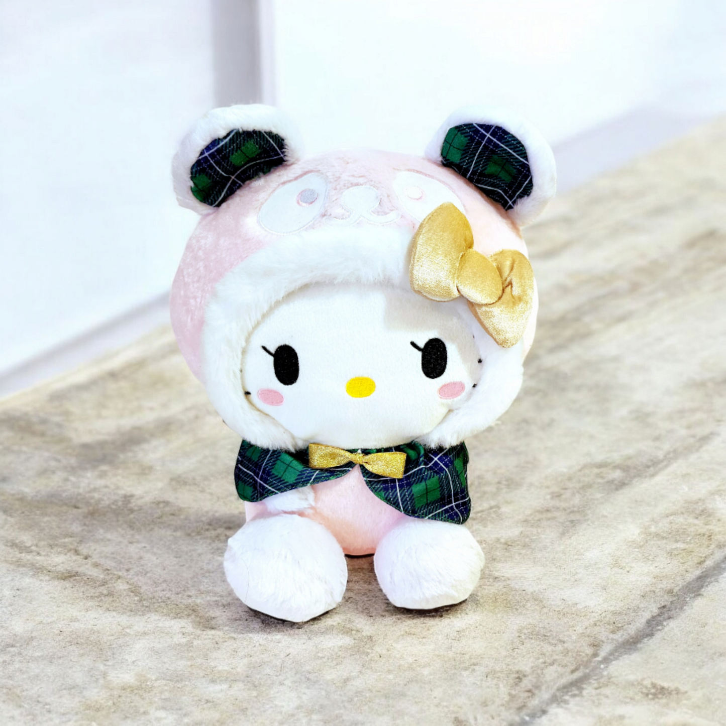 Hello Kitty plushie